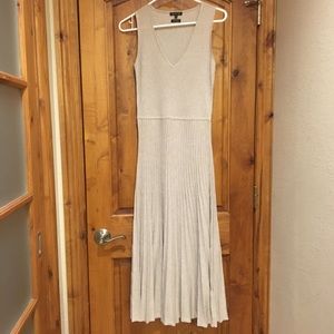 Massimo Dutti XS golden pleated midi dress